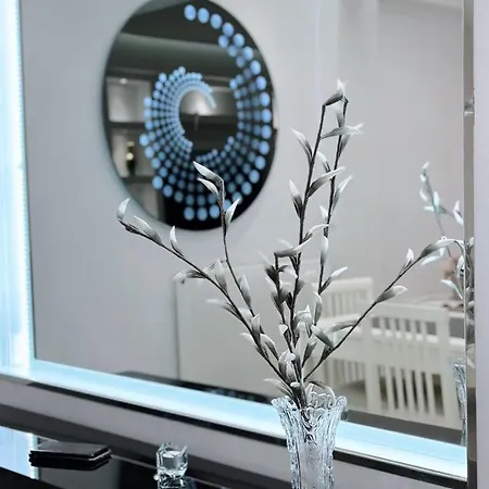 Walk Into Dream Of Acropolis 1 Apartment *
